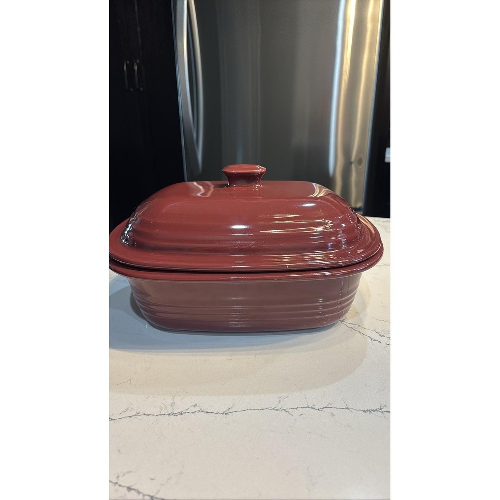Pampered Chef Deep Covered Baker Cranberry Stoneware 3.1 Qt Casserole